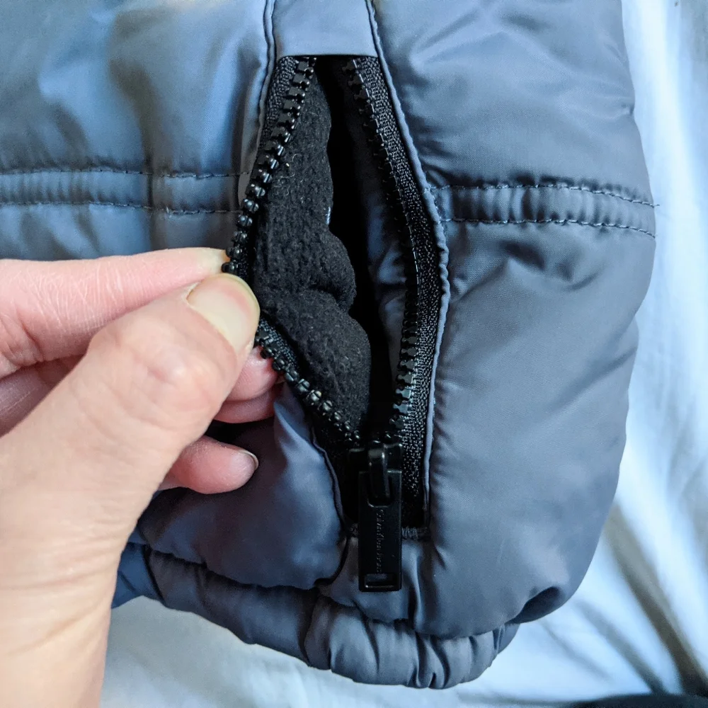 Like new Calvin Klein Jeans Toddler puffer Winter Coat size 2/3T
